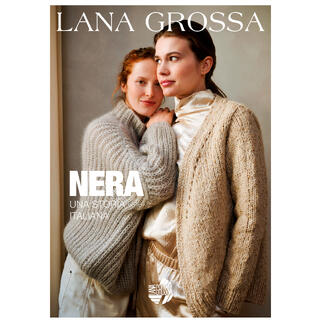 Modisches Heftcover von Lana Grossa, zwei Frauen in Strickjacken
