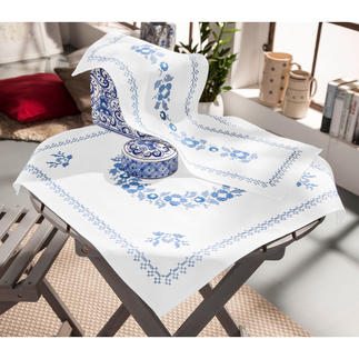 Baumwoll-Tischwäsche - Klassisch-Blau Stickereien in Blau-Weiß – luftig frisch und dennoch zeitlos klassisch. 
