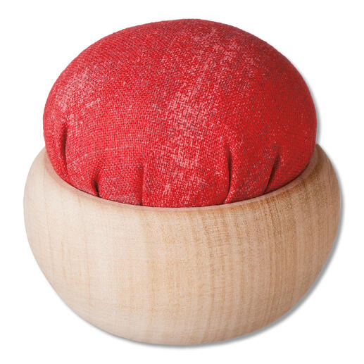 Nadelkissen von Tulip in Holz mit rotem Stoffbezug
