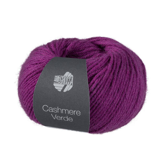 Cashmere Verde von Lana Grossa, violette Wolle in einem runden Knäuel.
