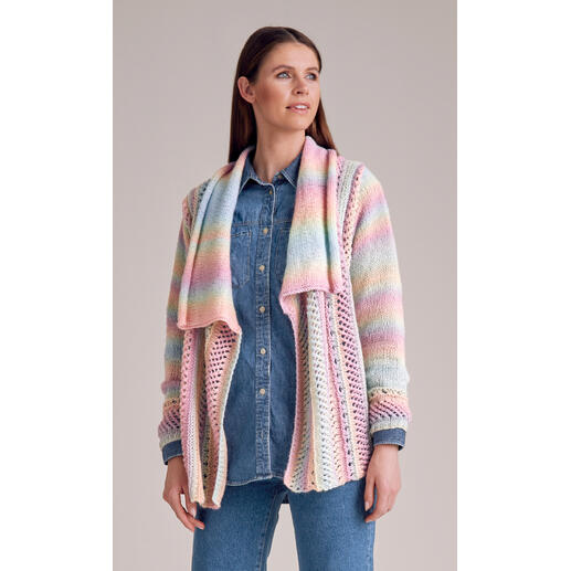 Bunte Jacke aus Batique mit offenen Kanten und lässigem Schnitt.