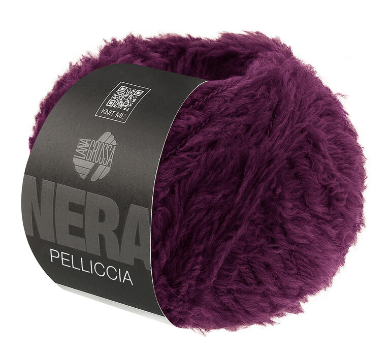 Dunkelviolettes, plüschiges Garn 'Pelliccia' in einer 50 g Rolle.