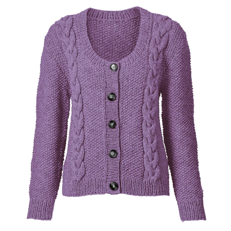 Damen Jacke aus Landwolle in lila mit geflochtenem Muster und Knöpfen.