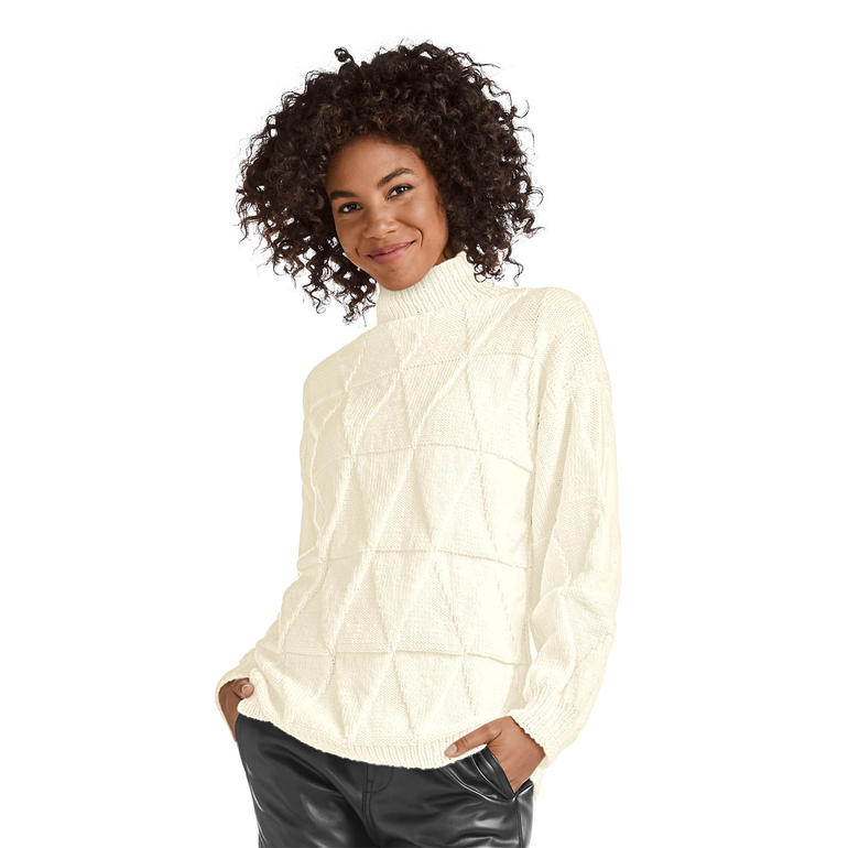 Weißer Rollkragenpullover mit Struktur, aus Inja von Junghans-Wolle.