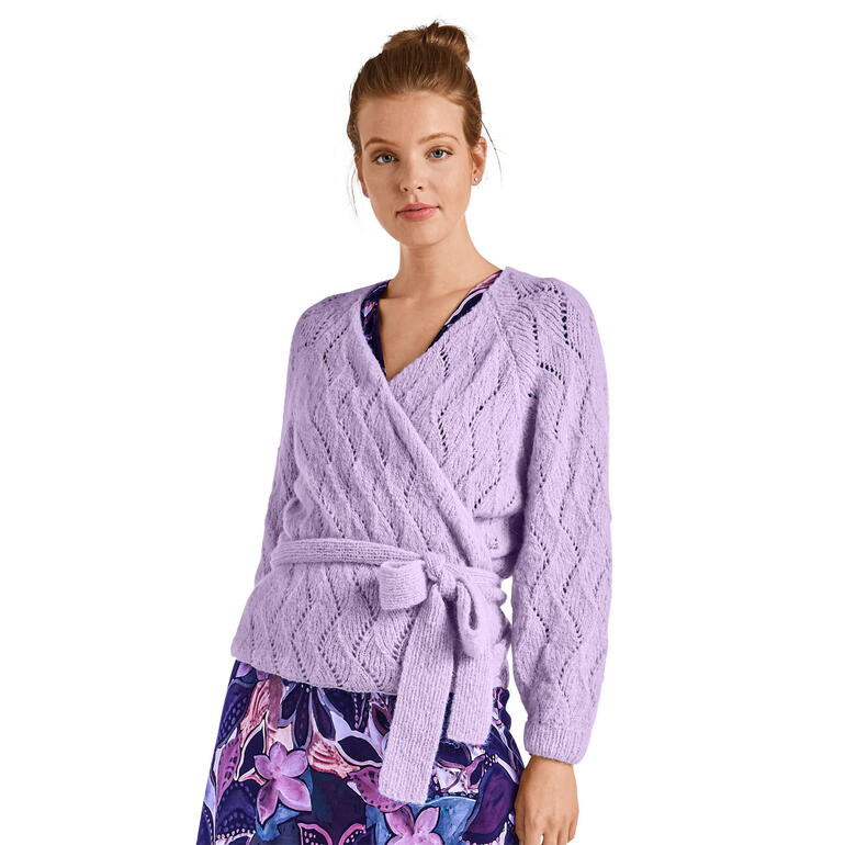 Lila Jacke mit Gürtel aus Arequipa, elegant und feminin.