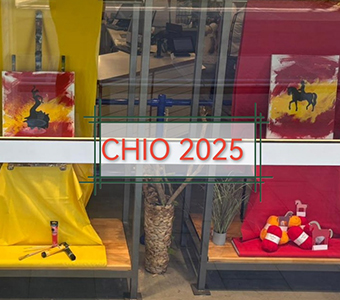 Junghans-Wolle Creativ Shop Schaufenster